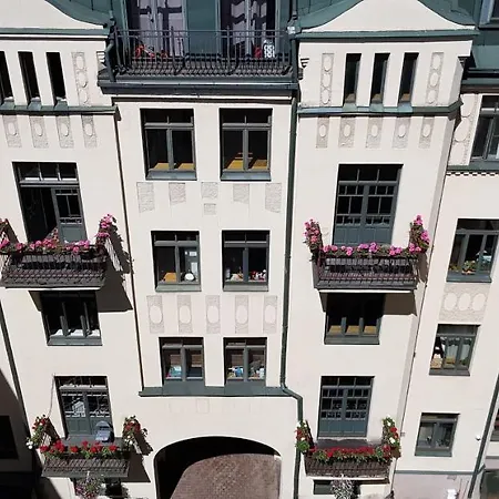 Two Level In The Art Nouveau Area 아파트 *