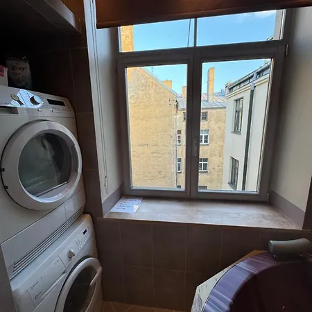 Two Level In The Art Nouveau Area ريغا