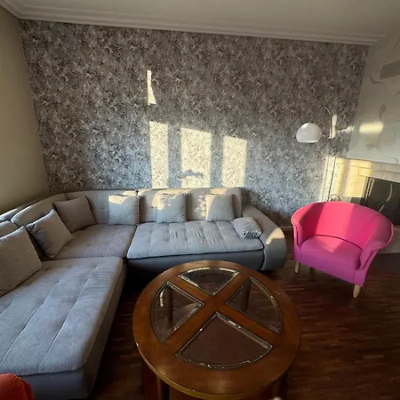 شقة Two Level In The Art Nouveau Area *