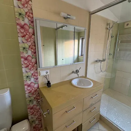 Two Level In The Art Nouveau Area شقة ريغا