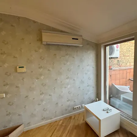 Lejlighed Two Level In The Art Nouveau Area